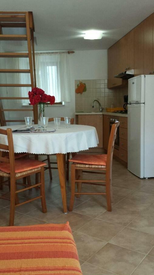 Apartment Vedran - Brsec Old Town Buitenkant foto