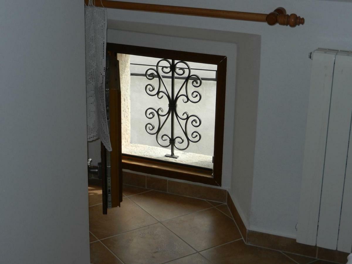Apartment Vedran - Brsec Old Town Buitenkant foto